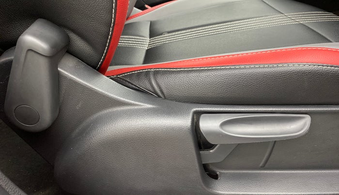 2019 Skoda Rapid MONTE CARLO 1.6 MPI MT, Petrol, Manual, 17,289 km, Driver Side Adjustment Panel