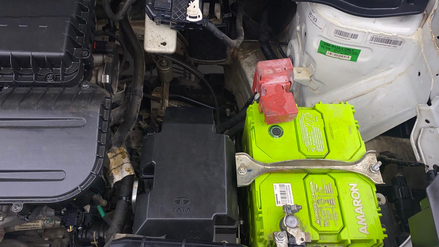 2021 Tata PUNCH ADVENTURE MT, Petrol, Manual, 31,302 km, Engine View - Left