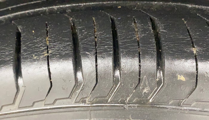 2021 Tata PUNCH ADVENTURE MT, Petrol, Manual, 31,302 km, Left Rear Tyre Tread