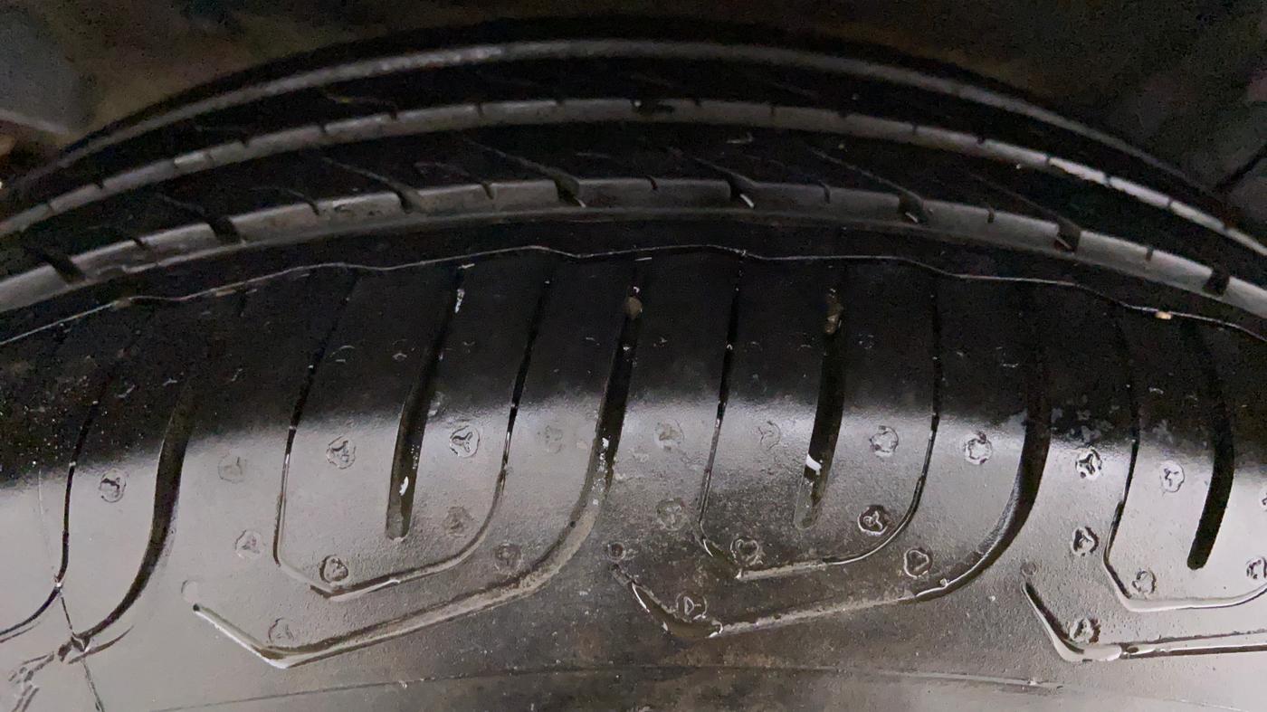 2009 Hyundai i20 ASTA 1.2, Petrol, Manual, 42,291 km, Left Front Tyre Tread