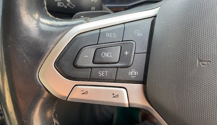 2022 Volkswagen VIRTUS TOPLINE TSI 1.0 AT, Petrol, Automatic, 67,723 km, Adaptive Cruise Control