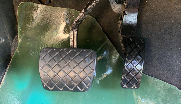 2022 Volkswagen VIRTUS TOPLINE TSI 1.0 AT, Petrol, Automatic, 67,723 km, Pedals