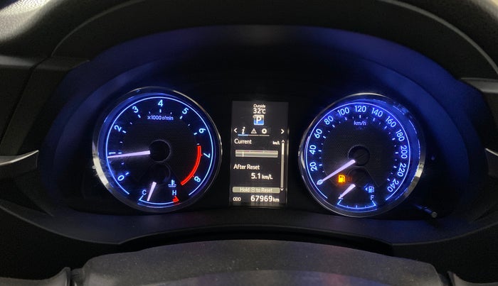 2016 Toyota Corolla Altis VL CVT PETROL, Petrol, Automatic, 67,969 km, Odometer Image