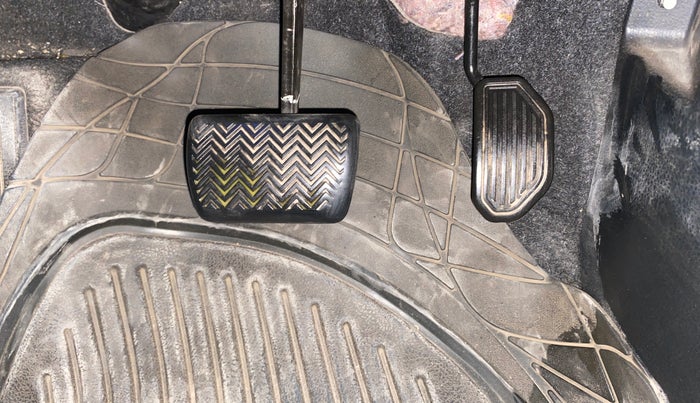 2016 Toyota Corolla Altis VL CVT PETROL, Petrol, Automatic, 67,969 km, Pedals