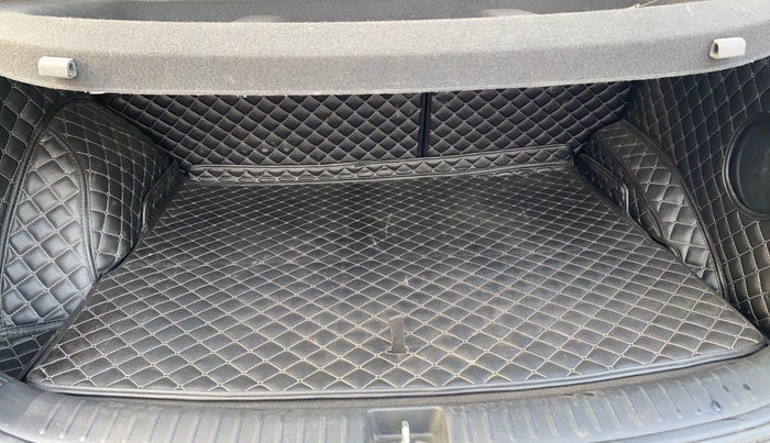 2023 KIA SELTOS HTX PLUS 1.5 IMT DIESEL, Diesel, Manual, 71,001 km, Boot Inside