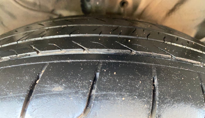 2023 KIA SELTOS HTX PLUS 1.5 IMT DIESEL, Diesel, Manual, 71,001 km, Right Front Tyre Tread