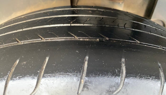 2023 KIA SELTOS HTX PLUS 1.5 IMT DIESEL, Diesel, Manual, 71,001 km, Left Rear Tyre Tread