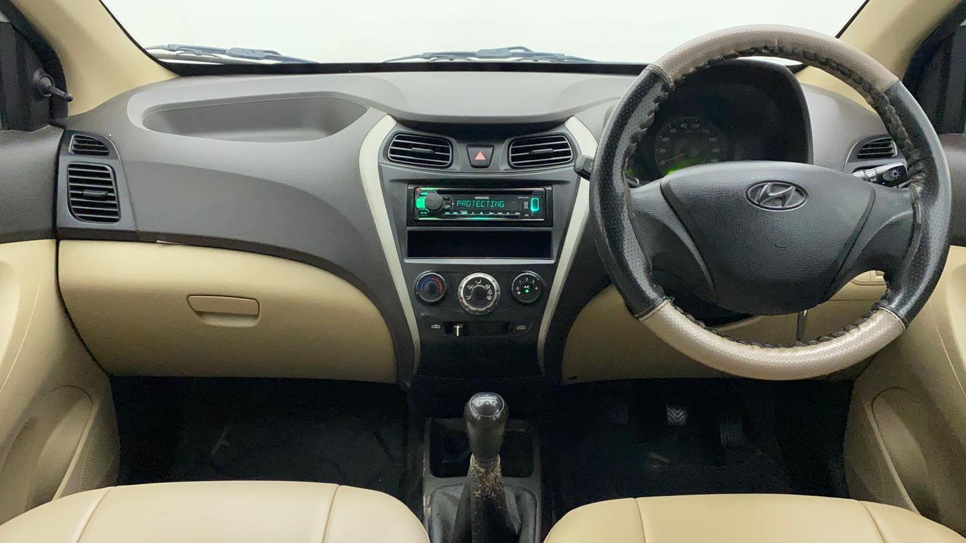 2017 Hyundai Eon ERA +, Petrol, Manual, 93,845 km, Dashboard