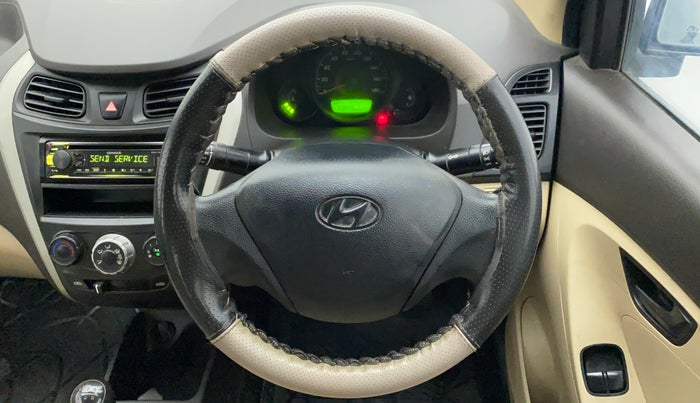 2017 Hyundai Eon ERA +, Petrol, Manual, 93,845 km, Steering Wheel Close Up