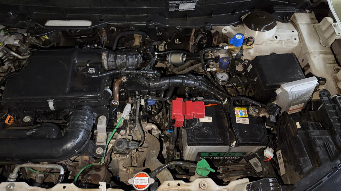 2024 Maruti BREZZA ZXI + SMART HYBRID, CNG, Manual, 22,330 km, Engine View - Left