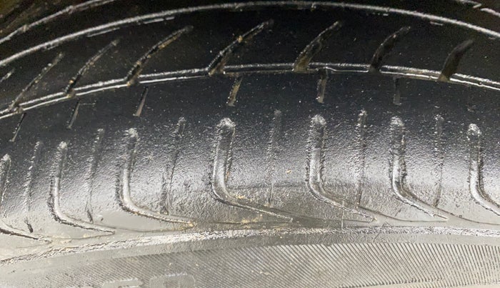 2016 Honda City 1.5L I-VTEC VX, Petrol, Manual, 11,146 km, Left Front Tyre Tread