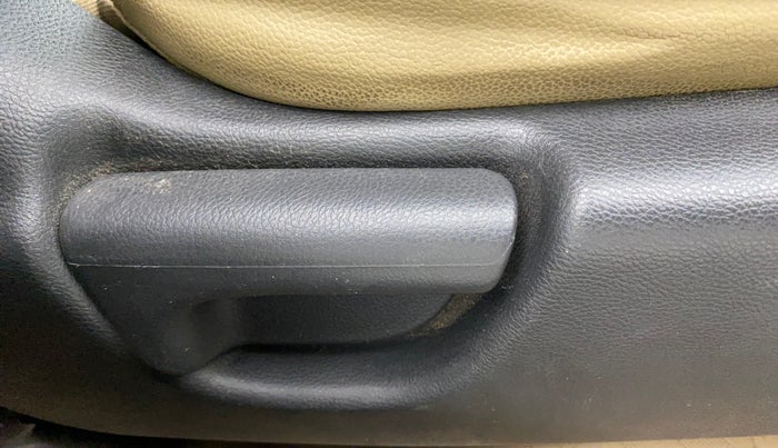 2016 Honda City 1.5L I-VTEC VX, Petrol, Manual, 11,146 km, Driver Side Adjustment Panel