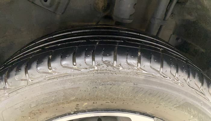 2023 Tata NEXON XZ PLUS PETROL SUNROOF, Petrol, Manual, 31,231 km, Left Rear Tyre Tread