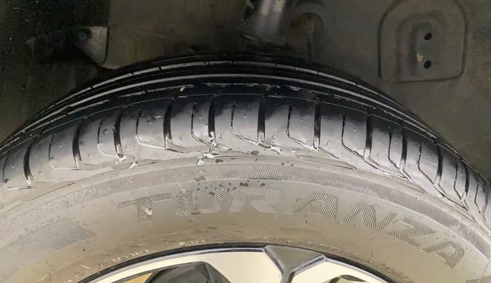 2023 Tata NEXON XZ PLUS PETROL SUNROOF, Petrol, Manual, 31,231 km, Right Rear Tyre Tread