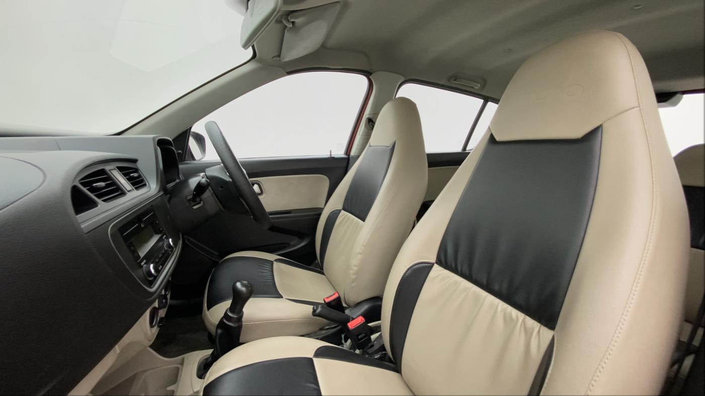 2019 Maruti Alto VXI, Petrol, Manual, 32,607 km, Right Side Front Door Cabin