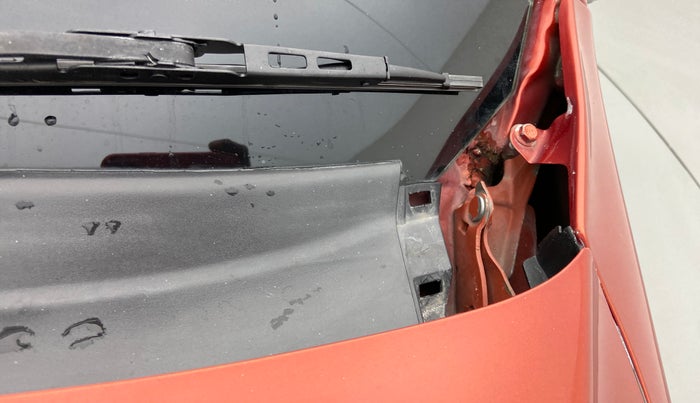 2019 Maruti Alto VXI, Petrol, Manual, 32,607 km, Bonnet (hood) - Cowl vent panel has minor damage