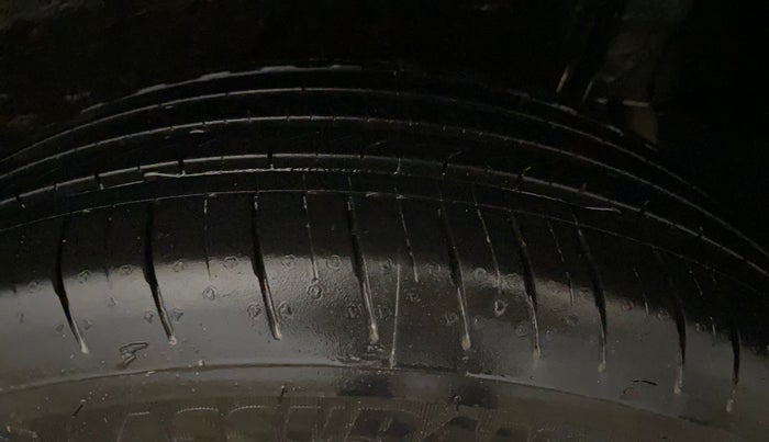 2019 Tata NEXON XM PETROL, Petrol, Manual, 60,083 km, Left Rear Tyre Tread