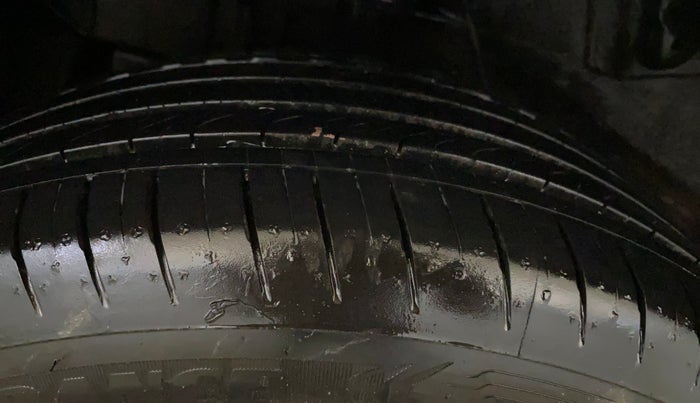 2019 Tata NEXON XM PETROL, Petrol, Manual, 60,083 km, Right Rear Tyre Tread