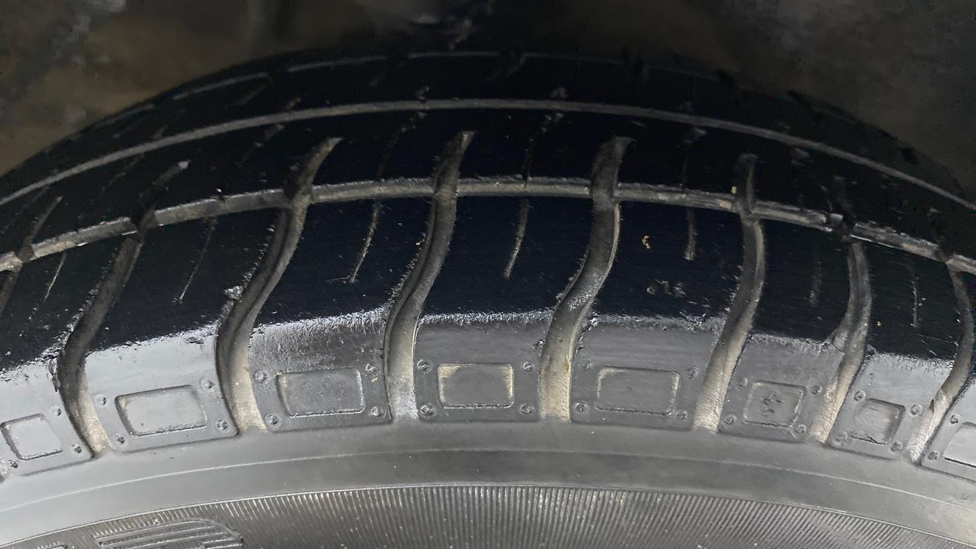 2019 Maruti Alto 800 LXI, Petrol, Manual, 59,415 km, Right Front Tyre Tread