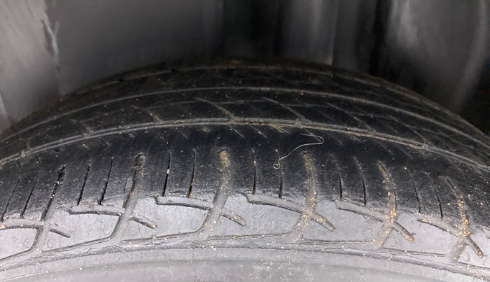 2019 Volkswagen Ameo COMFORTLINE 1.0L, Petrol, Manual, 47,631 km, Left Rear Tyre Tread