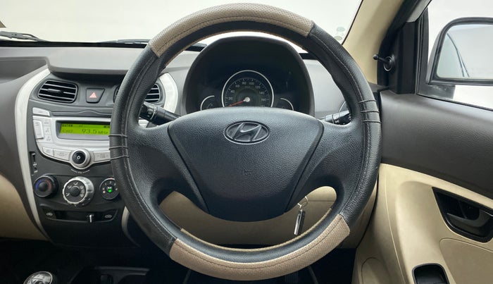 2017 Hyundai Eon MAGNA PLUS, Petrol, Manual, 22,576 km, Steering Wheel Close Up