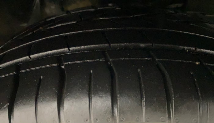 2021 Tata NEXON XZ PLUS PETROL, Petrol, Manual, 28,026 km, Right Front Tyre Tread