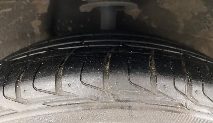 2013 Honda Accord 2.4L I-VTEC AT, Petrol, Automatic, 57,448 km, Right Rear Tyre Tread