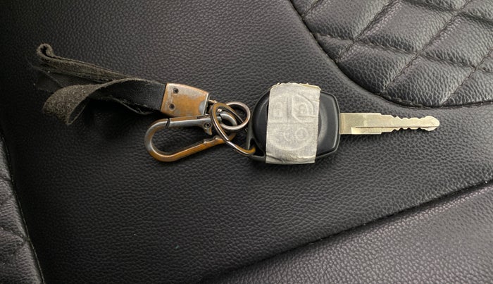 2021 Maruti Dzire VXI, Petrol, Manual, 91,598 km, Key Close Up