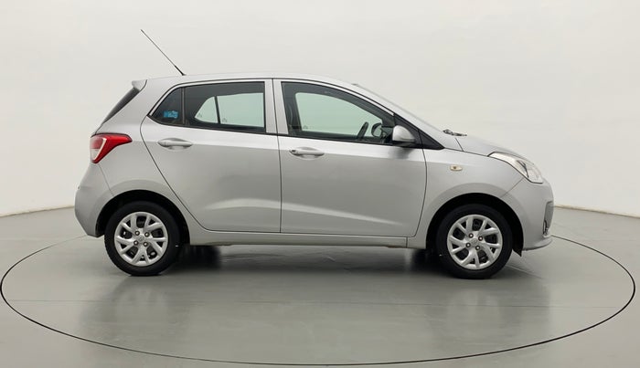 2017 Hyundai Grand i10 MAGNA 1.2 KAPPA VTVT, Petrol, Manual, 18,652 km, Right Side View