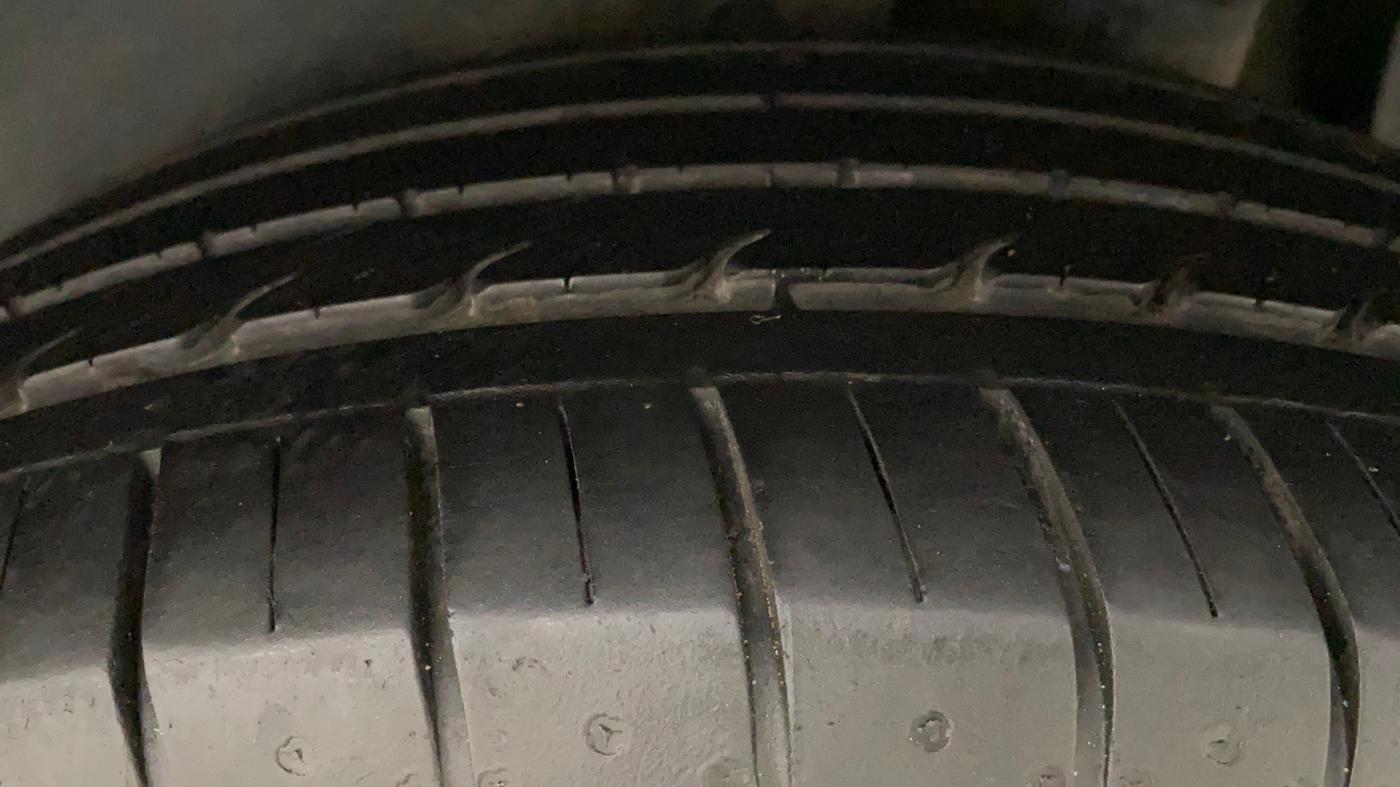 2018 Hyundai Creta SX PLUS AT 1.6 PETROL, Petrol, Automatic, 66,956 km, Left Rear Tyre Tread