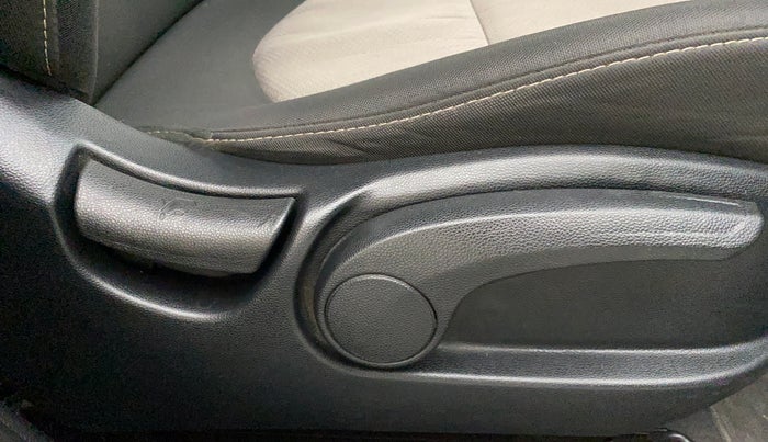 2018 Hyundai Creta SX PLUS AT 1.6 PETROL, Petrol, Automatic, 66,956 km, Driver Side Adjustment Panel