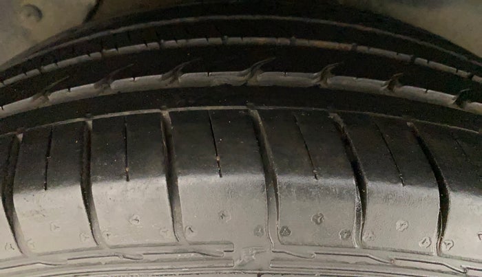 2018 Hyundai Creta SX PLUS AT 1.6 PETROL, Petrol, Automatic, 66,956 km, Right Rear Tyre Tread
