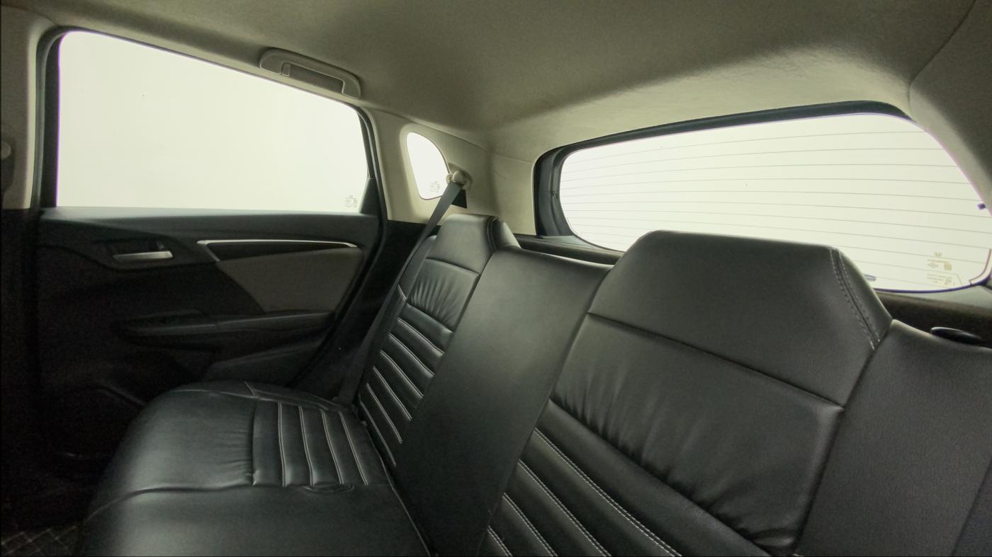 2019 Honda WR-V 1.2L I-VTEC VX MT, CNG, Manual, 73,331 km, Right Side Rear Door Cabin