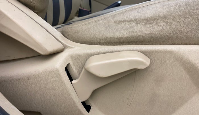 2018 Ford Figo Aspire TITANIUM 1.2 PETROL, CNG, Manual, 44,366 km, Driver Side Adjustment Panel