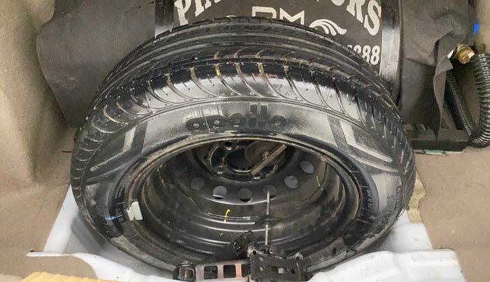 2018 Ford Figo Aspire TITANIUM 1.2 PETROL, CNG, Manual, 44,366 km, Spare Tyre