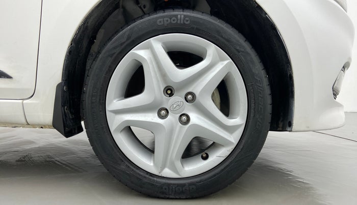 2017 Hyundai Elite i20 ASTA 1.2, Petrol, Manual, 31,450 km, Right Front Wheel
