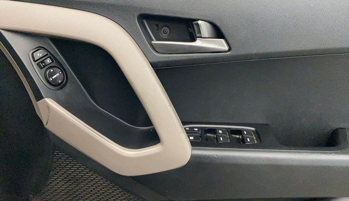 2016 Hyundai Creta SX PLUS AT 1.6 DIESEL, Diesel, Automatic, 98,153 km, Driver Side Door Panels Control