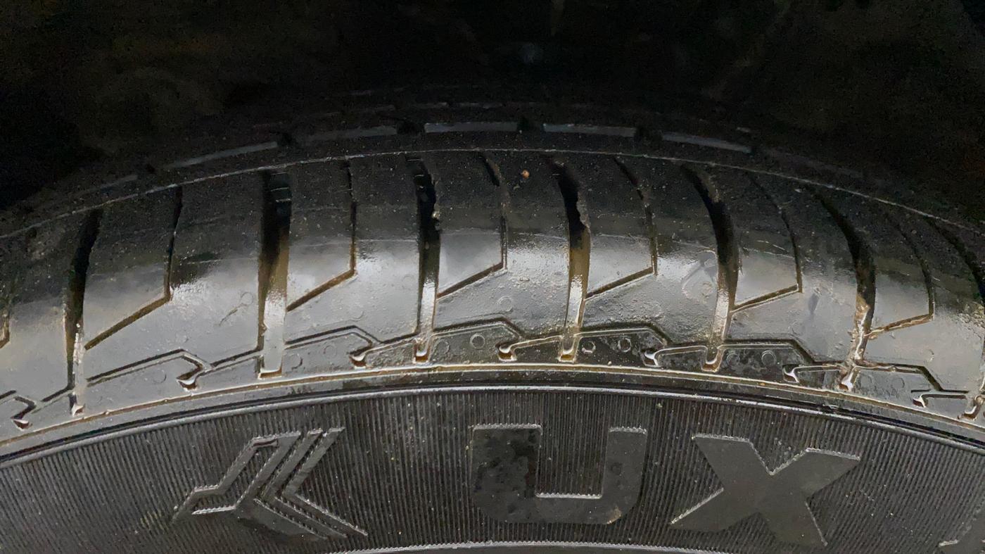 2016 Hyundai Creta SX PLUS AT 1.6 DIESEL, Diesel, Automatic, 98,153 km, Left Front Tyre Tread