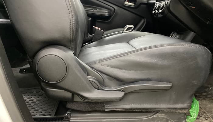 2023 Maruti Celerio ZXI PLUS AGS, Petrol, Automatic, 24,711 km, Driver Side Adjustment Panel