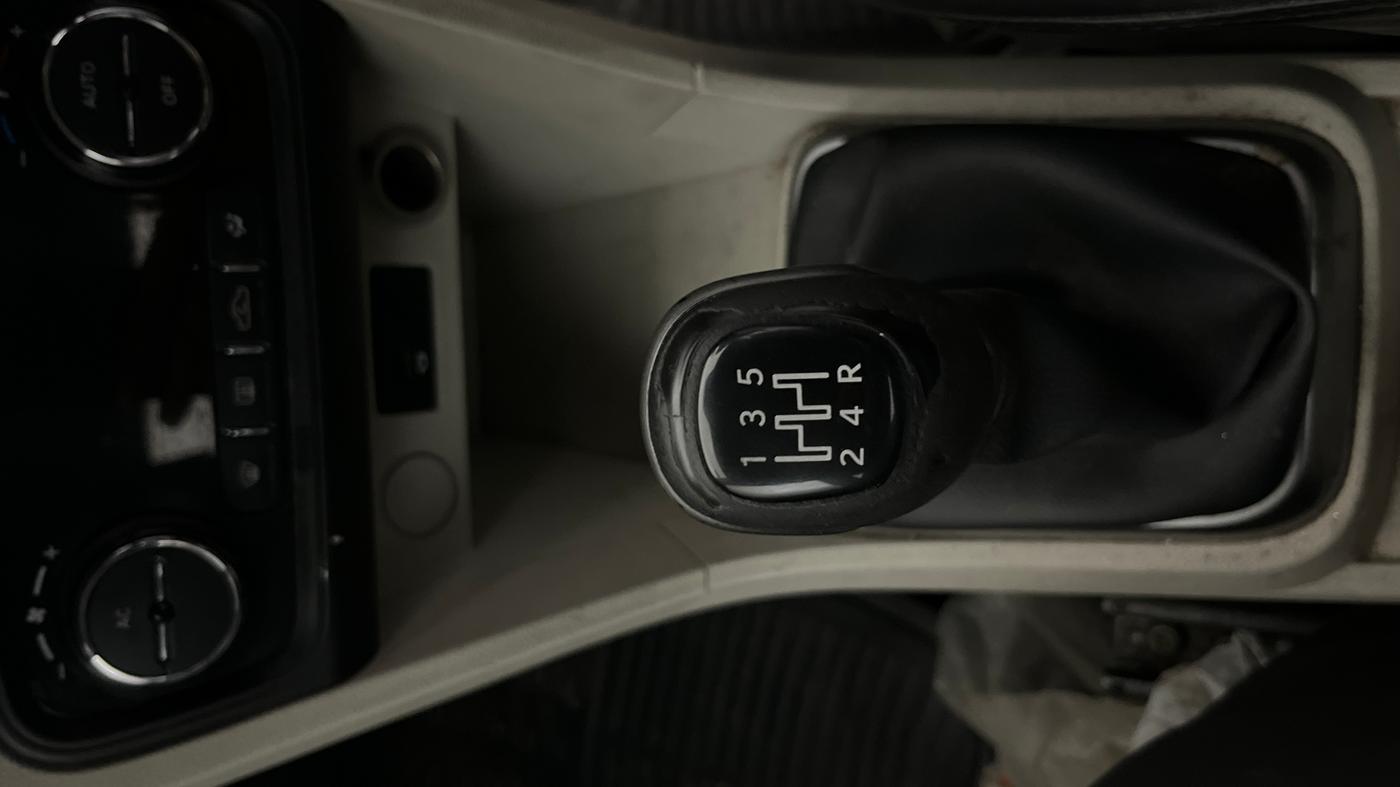 2022 Tata TIGOR XZ PLUS CNG, CNG, Manual, 64,414 km, Gear Lever