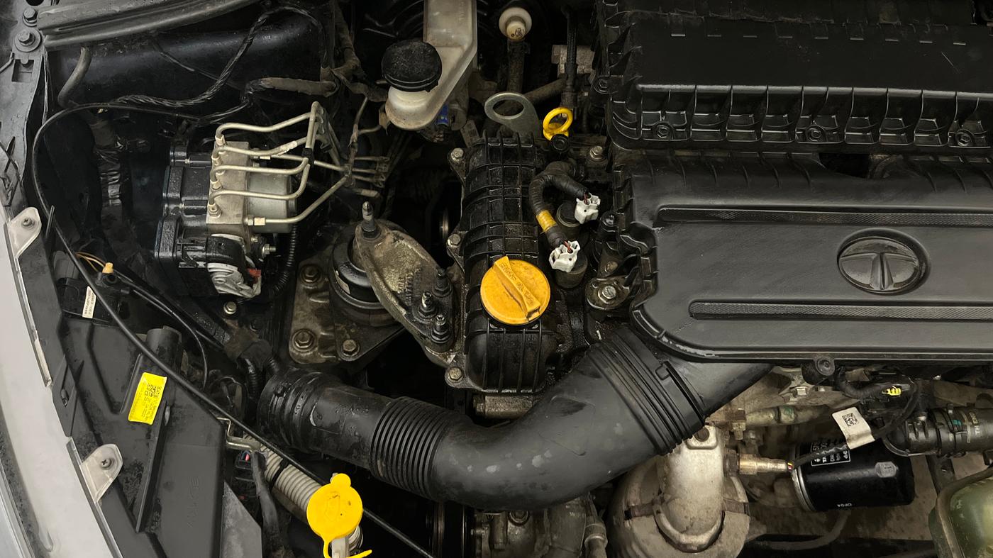 2022 Tata TIGOR XZ PLUS CNG, CNG, Manual, 64,414 km, Engine View - Right