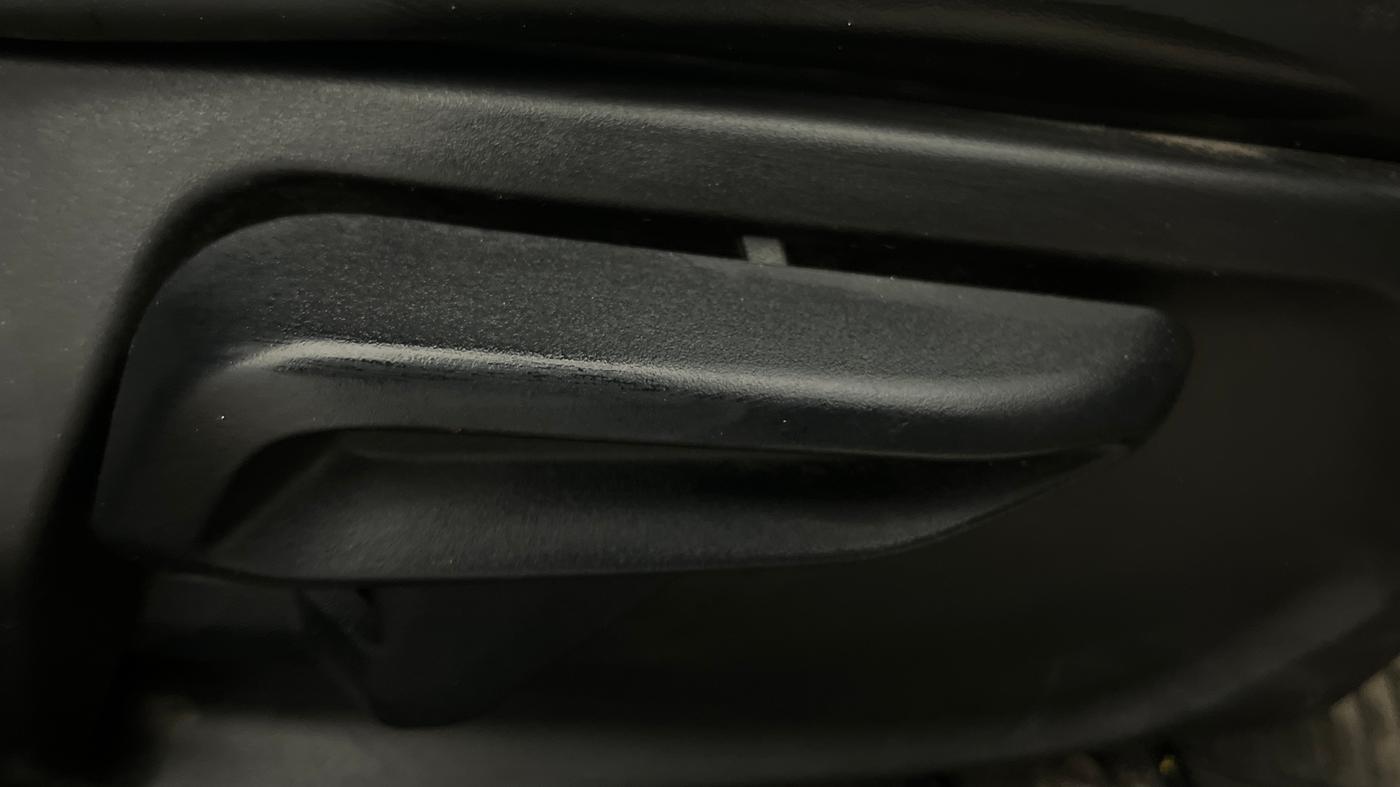 2022 Tata TIGOR XZ PLUS CNG, CNG, Manual, 64,414 km, Driver Side Adjustment Panel