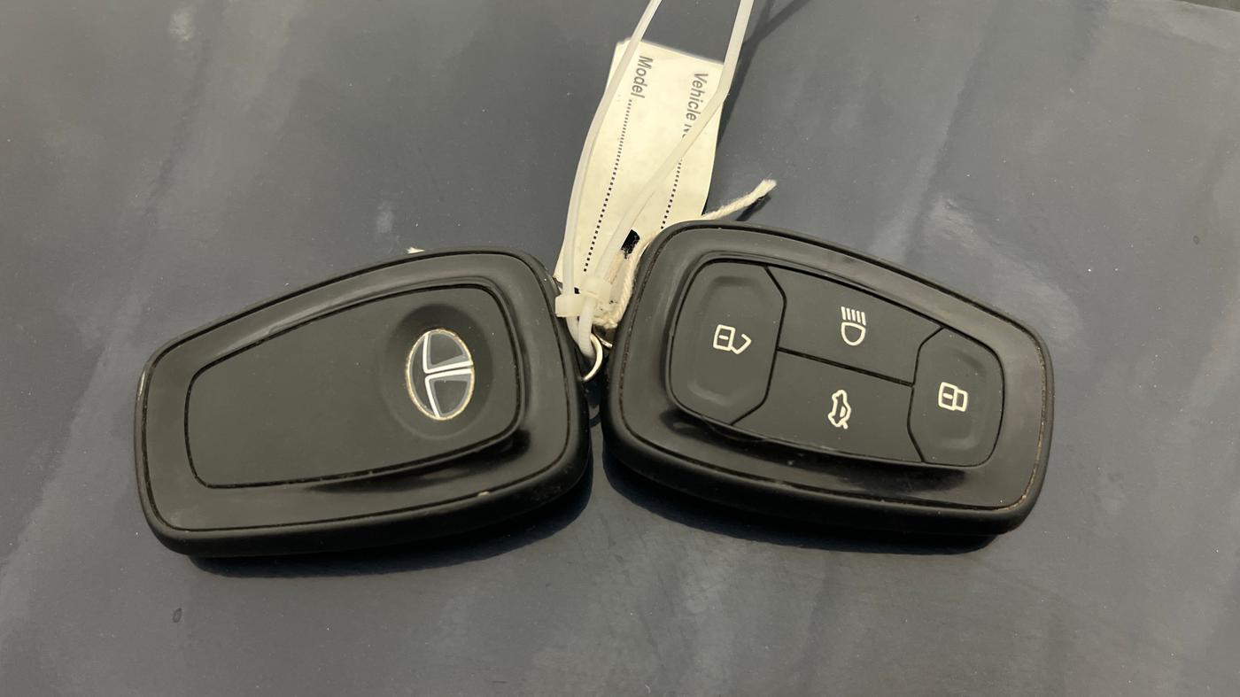 2022 Tata TIGOR XZ PLUS CNG, CNG, Manual, 64,414 km, Key Close Up