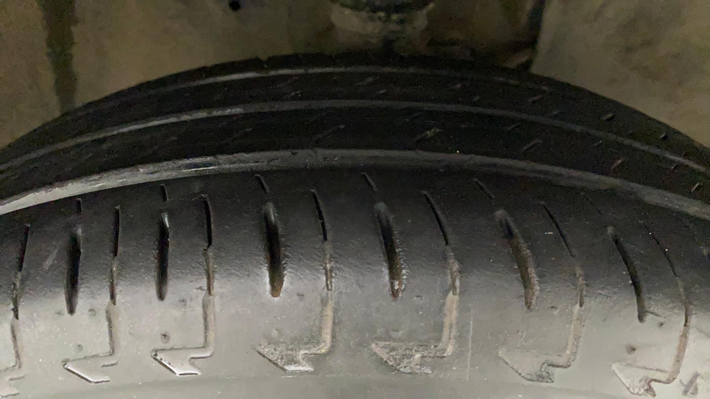 2020 Maruti IGNIS ZETA 1.2, Petrol, Manual, 19,418 km, Right Front Tyre Tread