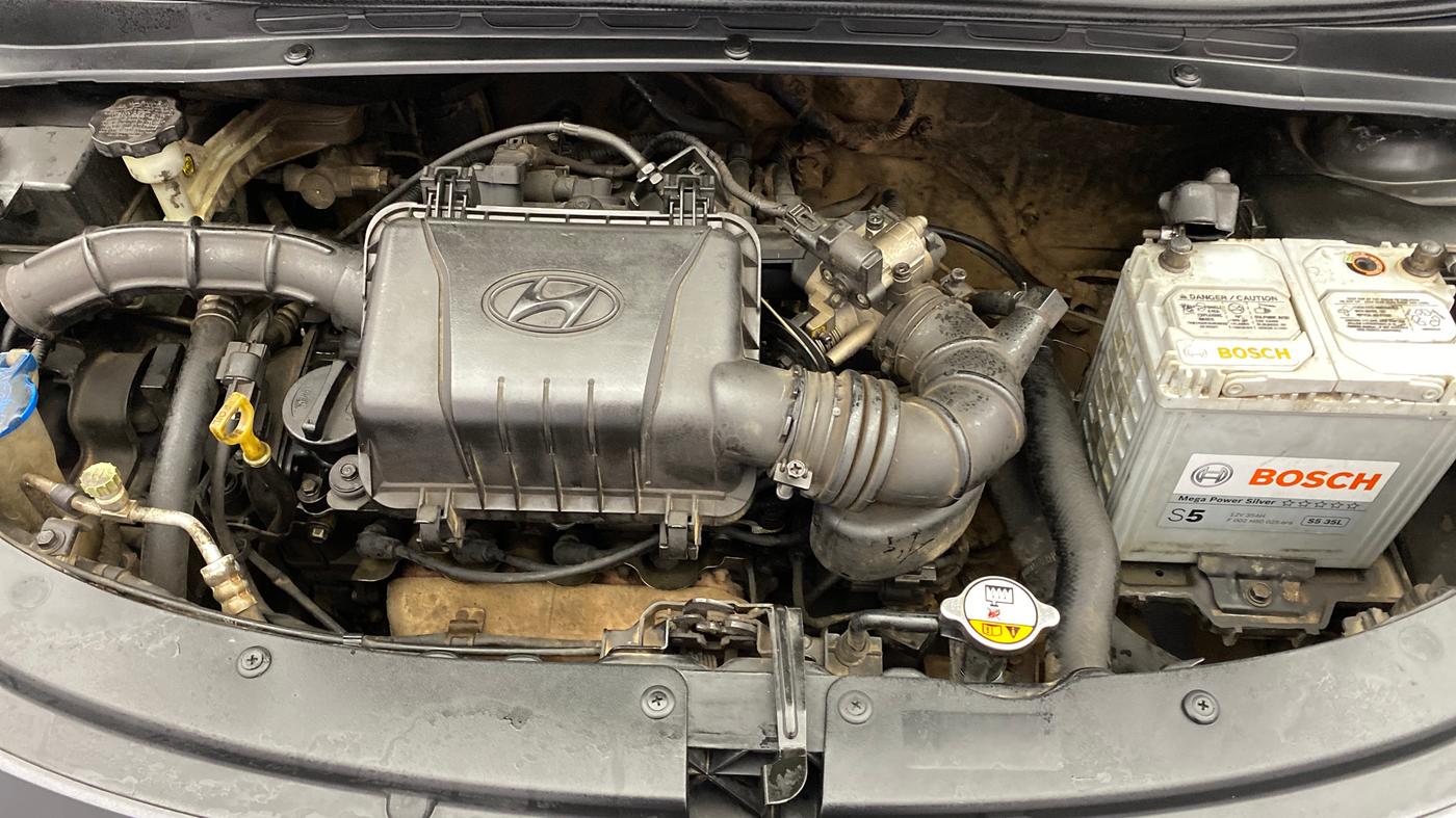 2013 Hyundai i10 ERA 1.1, Petrol, Manual, 1,13,644 km, Engine View