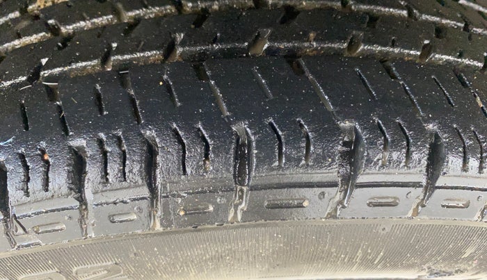 2017 Maruti Alto K10 VXI, Petrol, Manual, 14,913 km, Left Front Tyre Tread