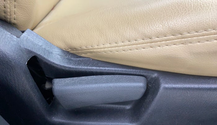 2017 Maruti Alto K10 VXI, Petrol, Manual, 14,913 km, Driver Side Adjustment Panel