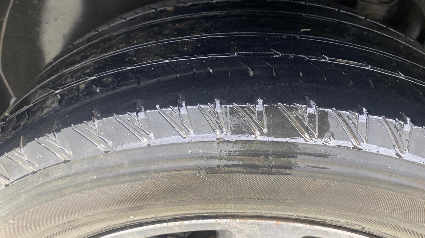 2021 Tata Safari XZA PLUS, Diesel, Automatic, 60,618 km, Right Rear Tyre Tread