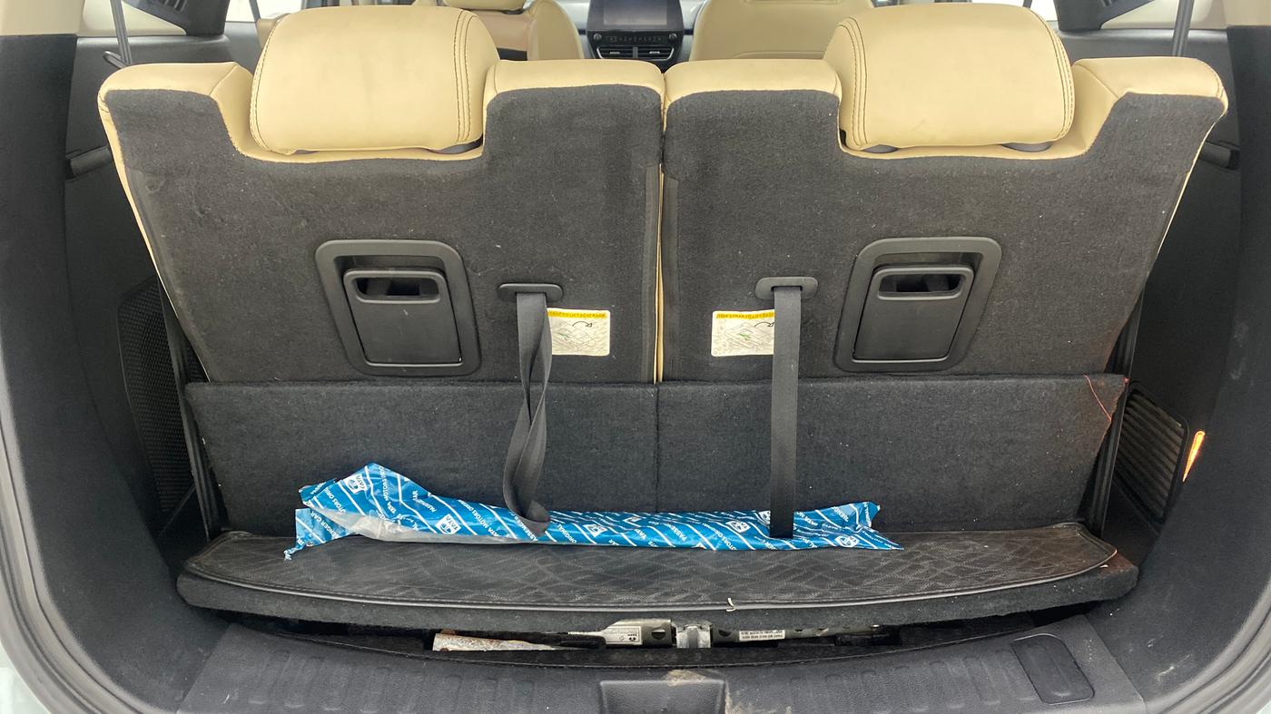 2021 Tata Safari XZA PLUS, Diesel, Automatic, 60,618 km, Boot Inside