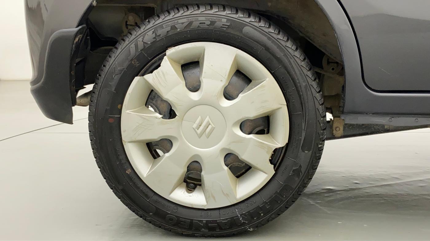2018 Maruti Alto K10 VXI, Petrol, Manual, 37,107 km, Right Rear Wheel